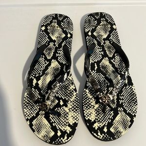 NWOT Tory Burch sandals